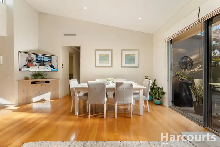 Sixth view of Homely house listing, 5 Whimbrel Crescent, Coodanup WA 6210