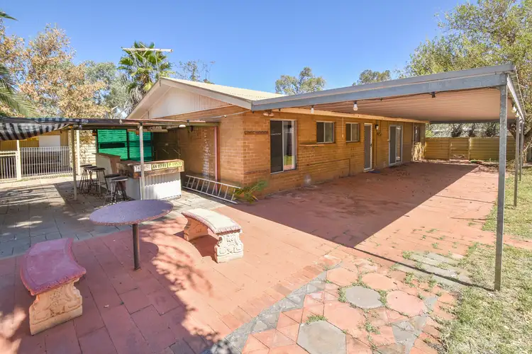 5 Saltbush Court, Sadadeen NT 870