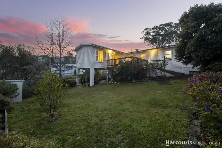 1 Monash Avenue, Lenah Valley TAS 7008