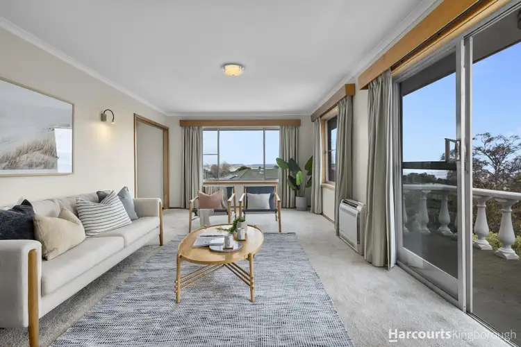 16 Kiama Place, Blackmans Bay TAS 7052