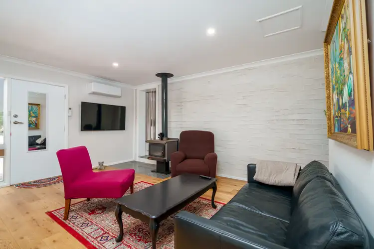 16A Widdeson Street