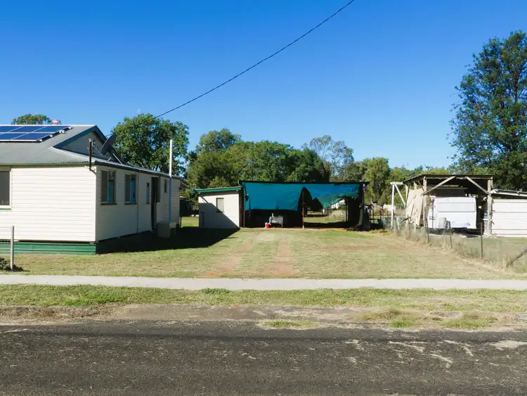 Fourth view of Homely house listing, 20 Perry Street, Yuleba QLD 4427