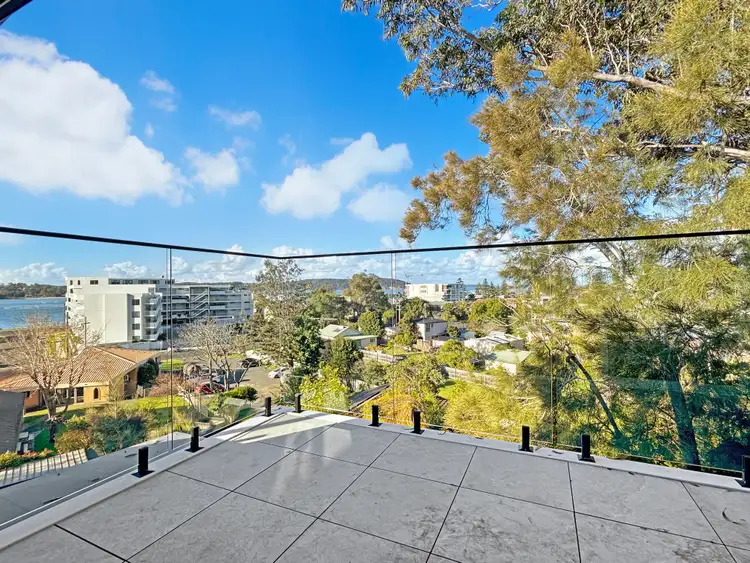 4/5 Pacific Street, Batemans Bay NSW 2536