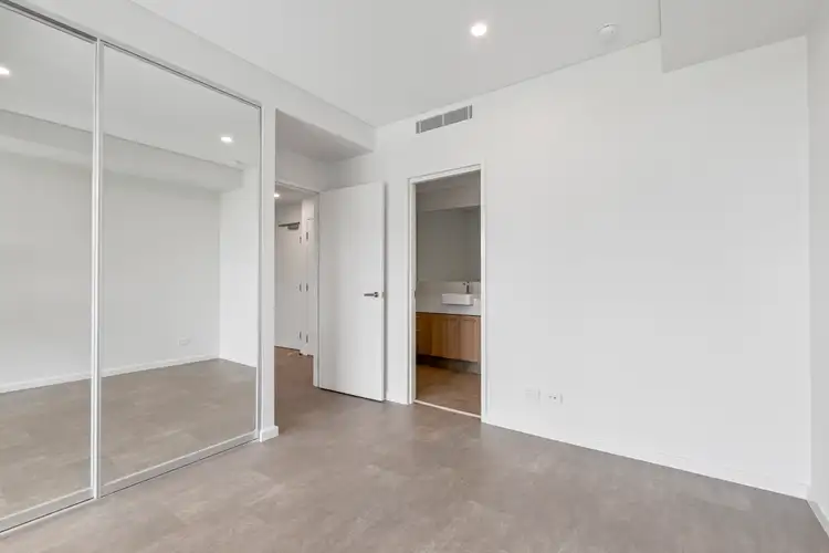 Sixth view of Homely apartment listing, 305/8 Macrae Road, Applecross WA 6153