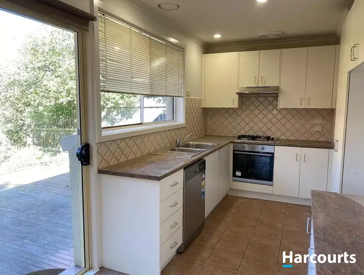 Second view of Homely unit listing, 2/5 Hocking Court, Mount Waverley VIC 3149