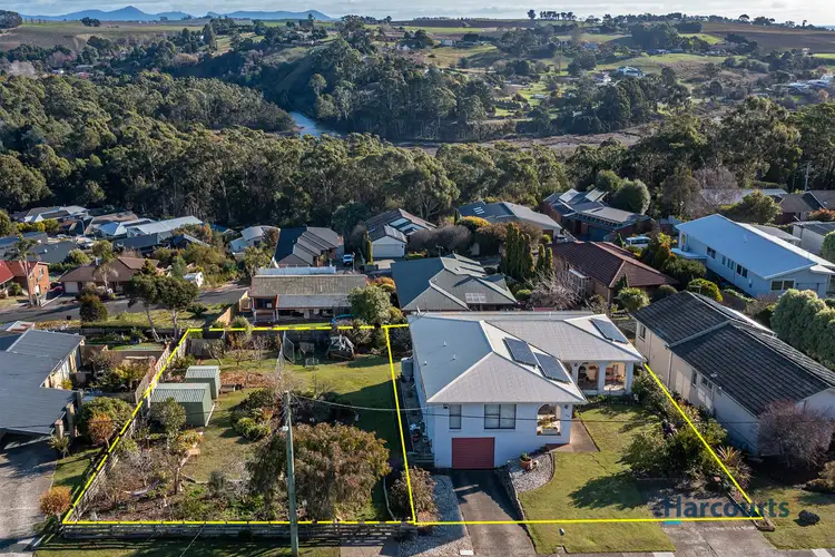 20 Tucker Avenue, Devonport TAS 7310