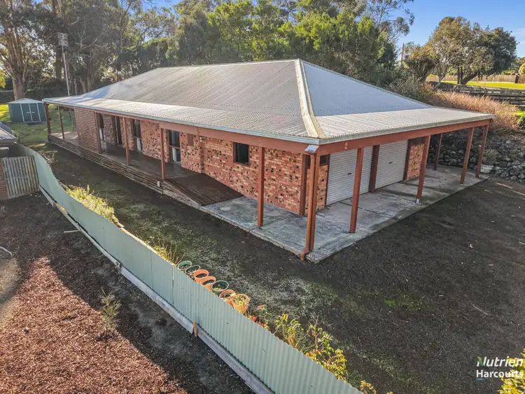 2 Bond Street, Timboon VIC 3268