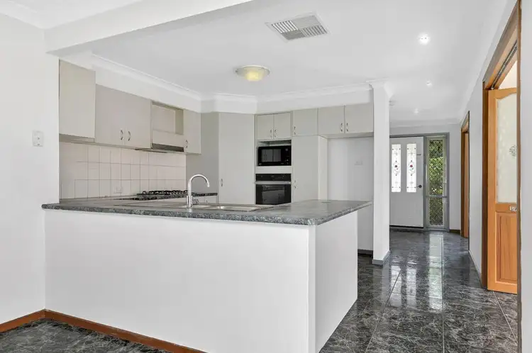 Sixth view of Homely house listing, 8 Shearer Place, Roxburgh Park VIC 3064