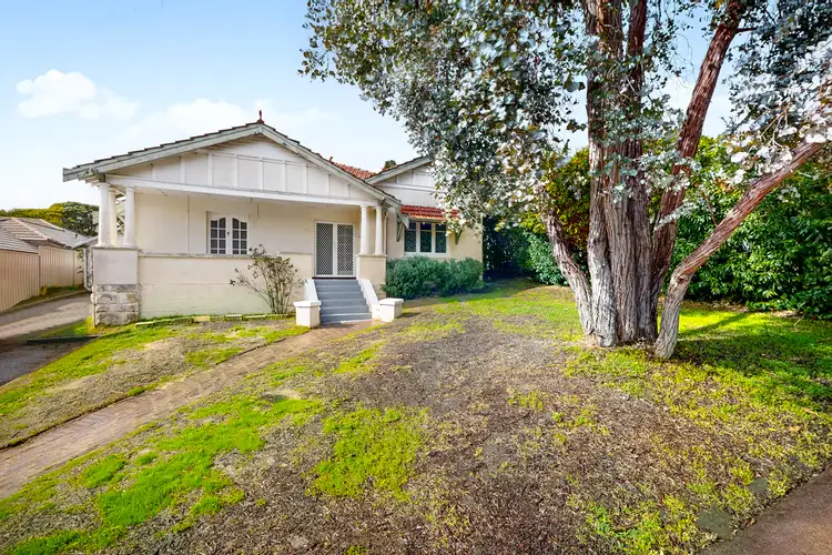 38 Taylor Road, Nedlands WA 6009