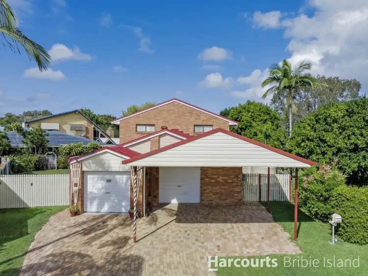 6 Rose Court