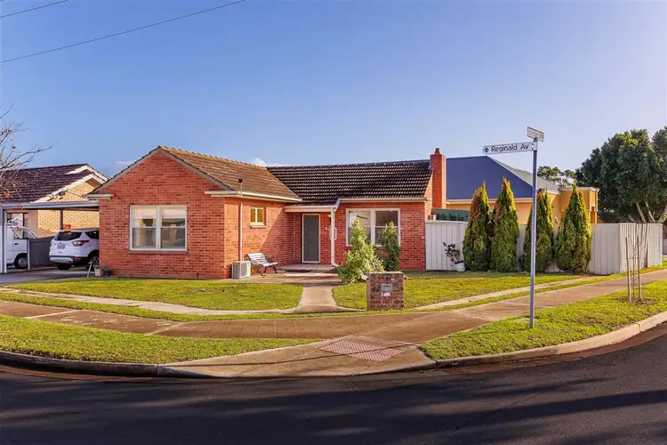 18 Norman Street, Findon SA 5023