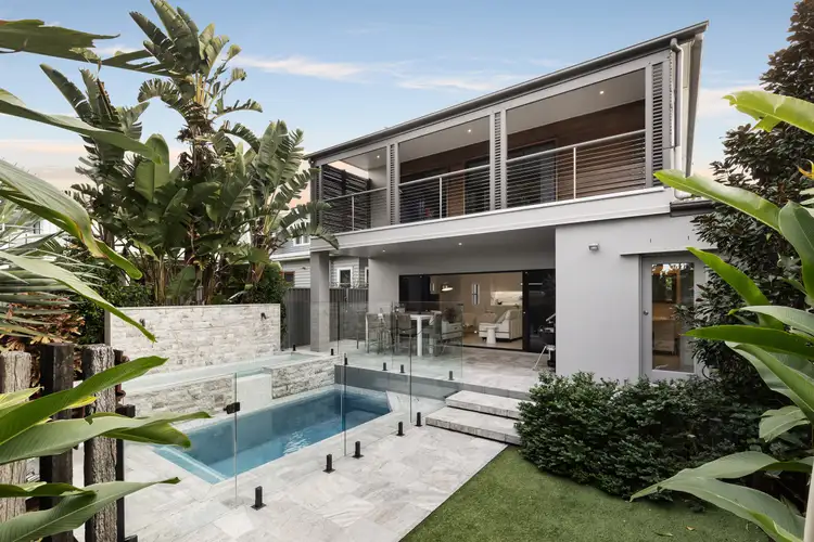 99 Woodville Street, Hendra QLD 4011