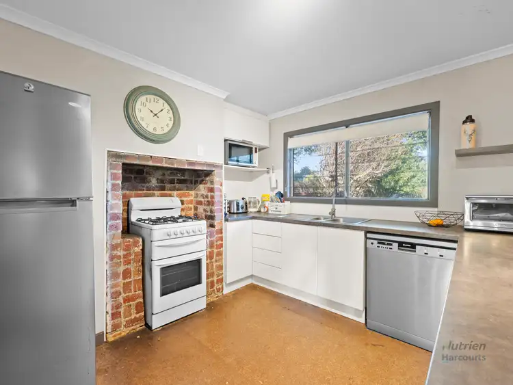 37 Sutherland Street, Euroa VIC 3666