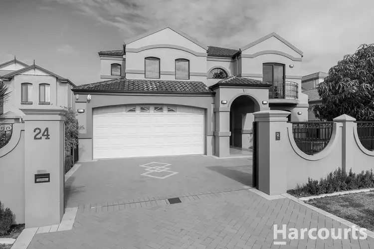 24 Finistere Island Retreat, Halls Head WA 6210