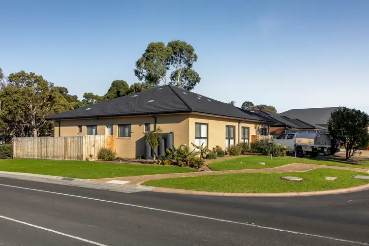 1 Beaconsfield Court