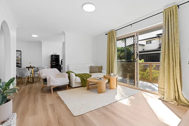 Main view of Homely apartment listing, 2/30 Onslow Street, Ascot QLD 4007