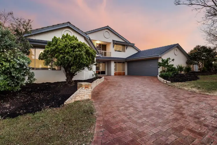 1 Paton Close, Winthrop WA 6150