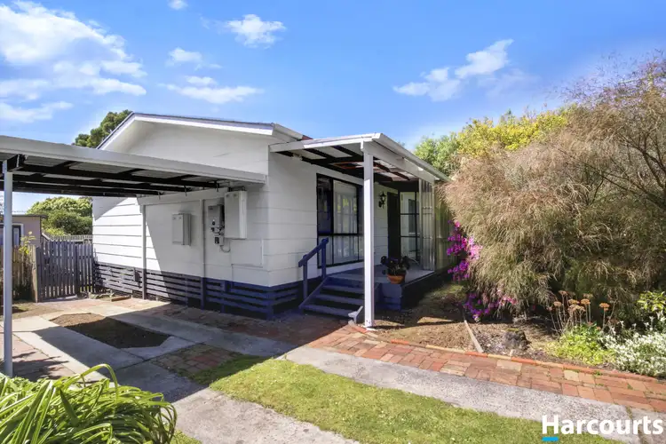 25 Couper Street, Mirboo North VIC 3871