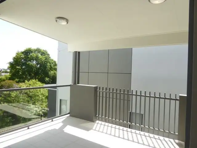 Fourth view of Homely apartment listing, 10/146 Cavendish Road, Coorparoo QLD 4151