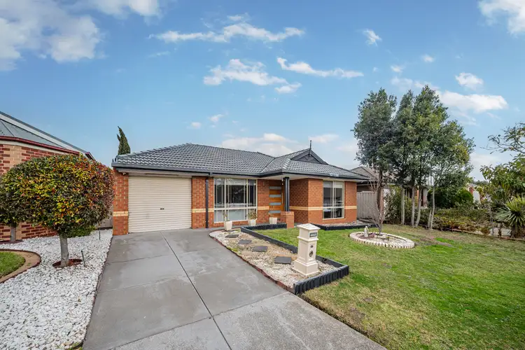 35 Jacaranda Place, Craigieburn VIC 3064
