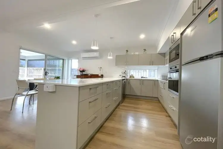 108/2 Spinnaker Drive, Sandstone Point QLD 4511