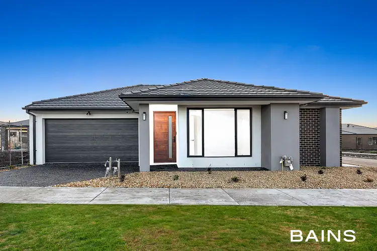 5 United Way, Donnybrook VIC 3064