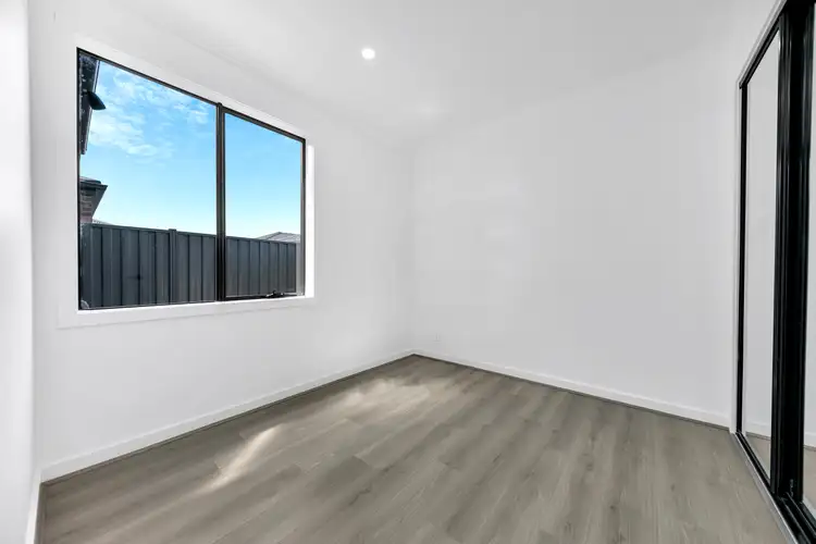 Fifth view of Homely house listing, 5 United Way, Donnybrook VIC 3064