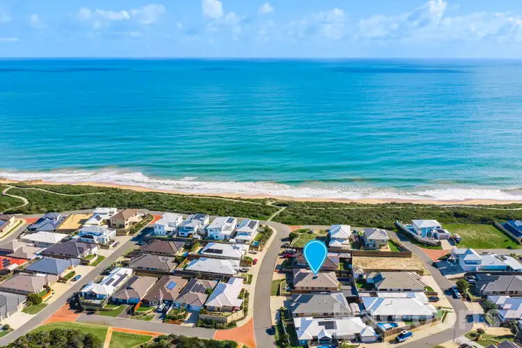 14 Torwood Edge, Halls Head WA 6210