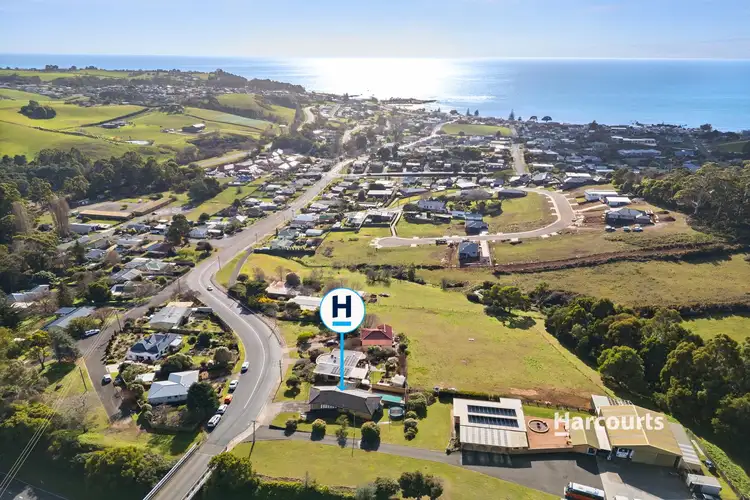 83 Ironcliffe Road, Penguin TAS 7316