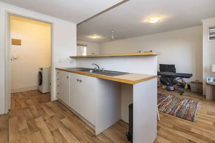 Sixth view of Homely townhouse listing, 10/4 Mariae Place, Sadadeen NT 870