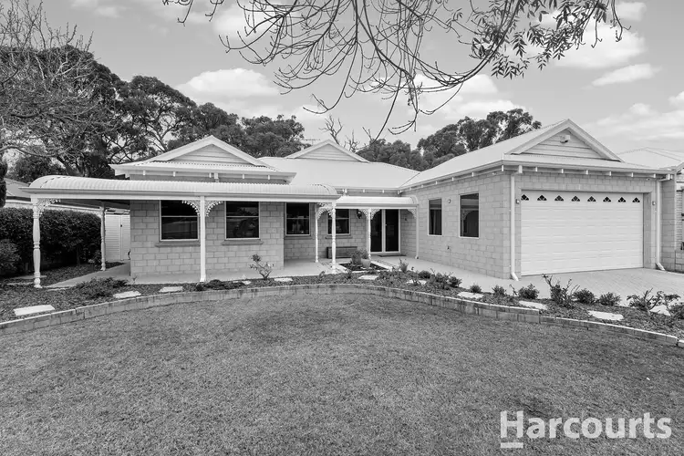 19 Mayfair Mews, Meadow Springs WA 6210