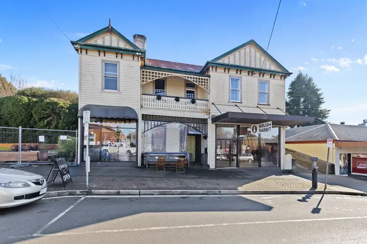 31 Emu Bay Road, Deloraine TAS 7304