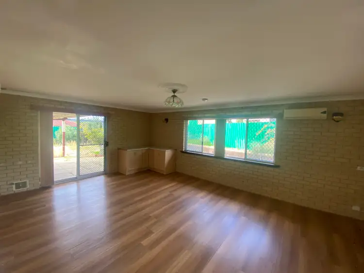 Fourth view of Homely house listing, 10 Hadleigh Way, Girrawheen WA 6064