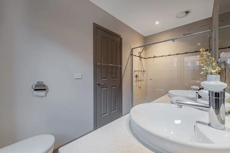 Sixth view of Homely house listing, 16 Healesville Loop, Craigieburn VIC 3064