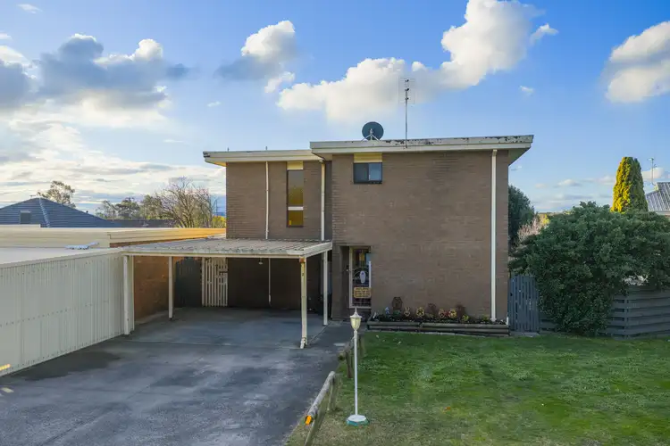 Second view of Homely house listing, 8/1 Hannah Street, Morwell VIC 3840