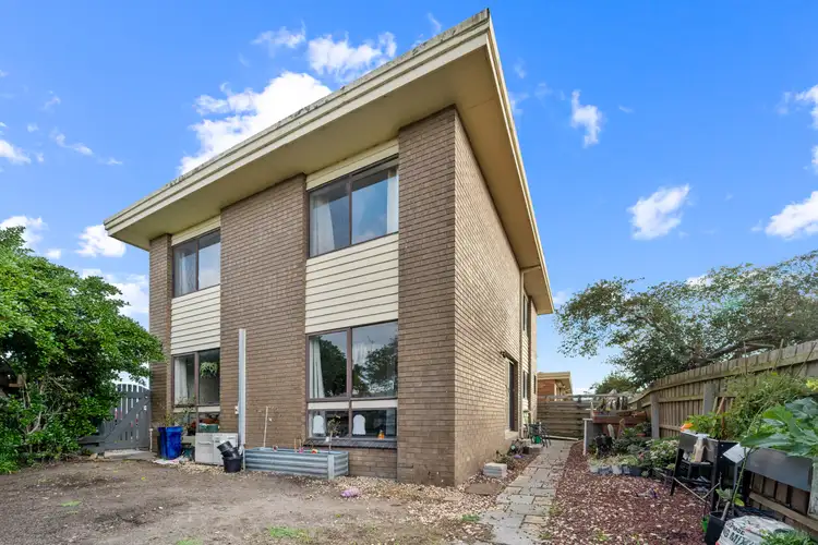 Third view of Homely house listing, 8/1 Hannah Street, Morwell VIC 3840