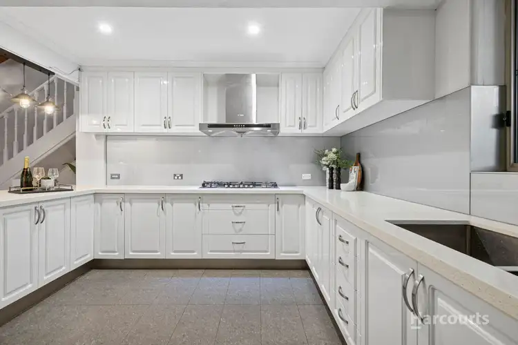 Sixth view of Homely house listing, 1 Parkleigh Court, Vermont South VIC 3133