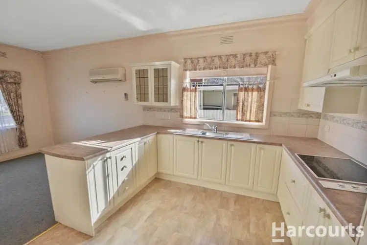 Fifth view of Homely house listing, 28 Alexander Avenue, Horsham VIC 3400