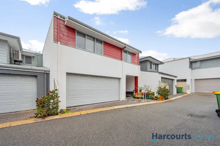2A/11 Student Loop, Coolbellup WA 6163