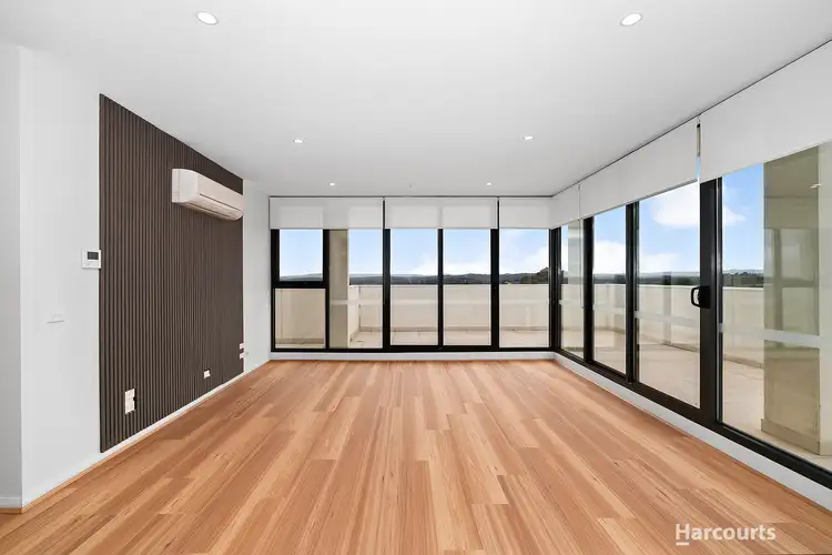 402/3 Red Hill Terrace, Doncaster East VIC 3109