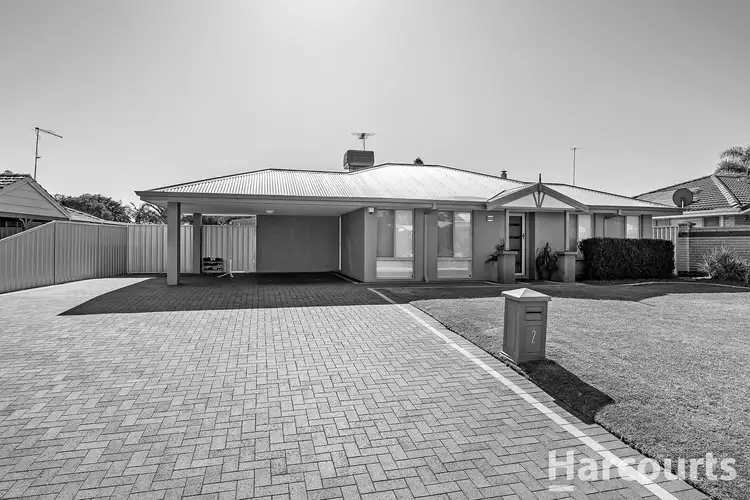 2 Grayswood Retreat