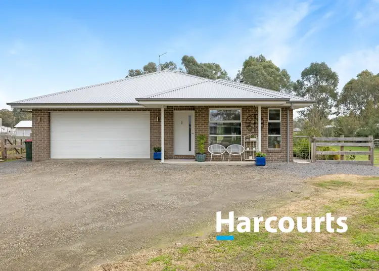 19 Ely Street, Oxley VIC 3678