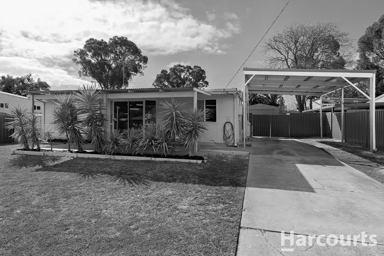 16 Nesbit Road, Greenfields WA 6210