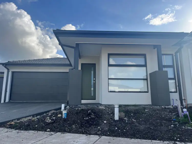 Main view of Homely house listing, 5 Leadbeater Drive, Wollert VIC 3750