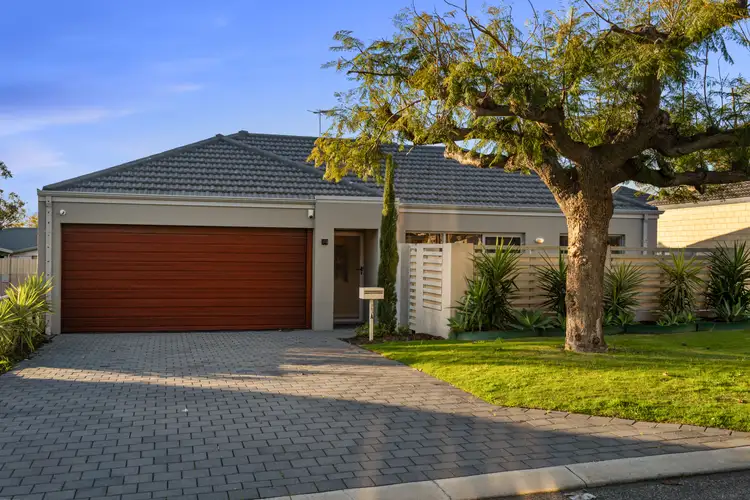 23A Hartfield Way
