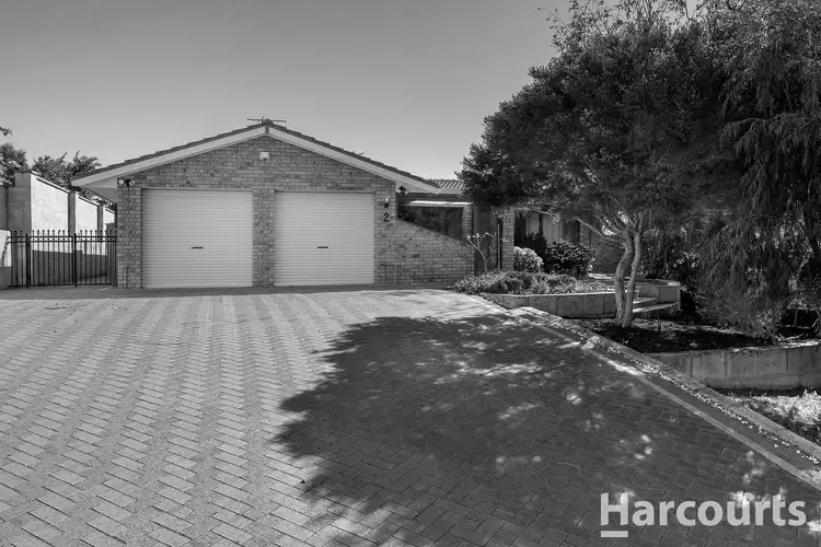 2 Bangalay Court, Halls Head WA 6210