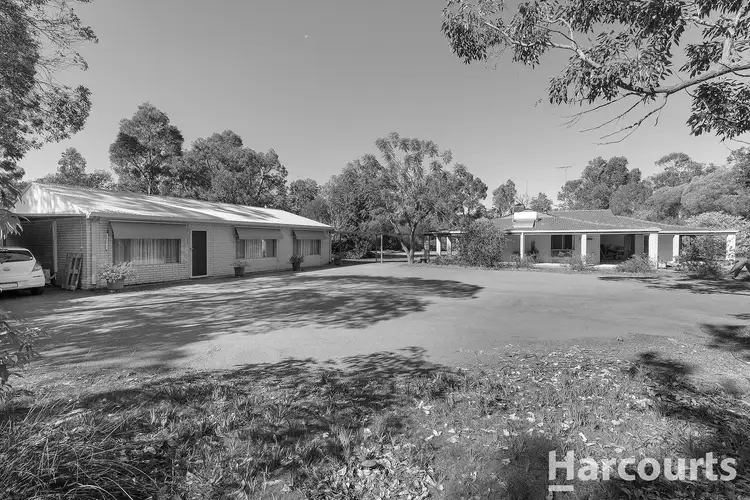 52 Woodview Way, Barragup WA 6209