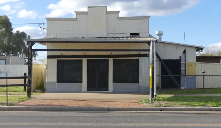 20 Trangie St, Nevertire NSW 2826