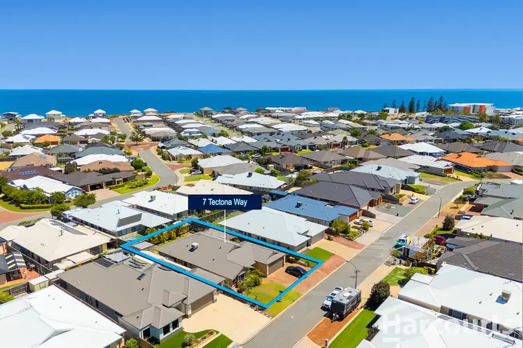 Second view of Homely house listing, 7 Tectona Way, Halls Head WA 6210