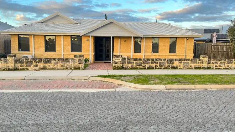4 Caldervale Avenue